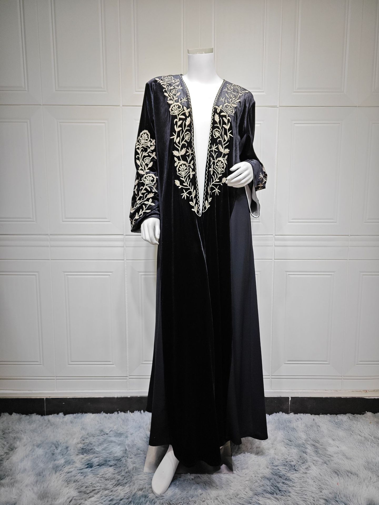 Velvet Open Abaya Dubai Kaftan - Embroidery Kebaya 评论和价格